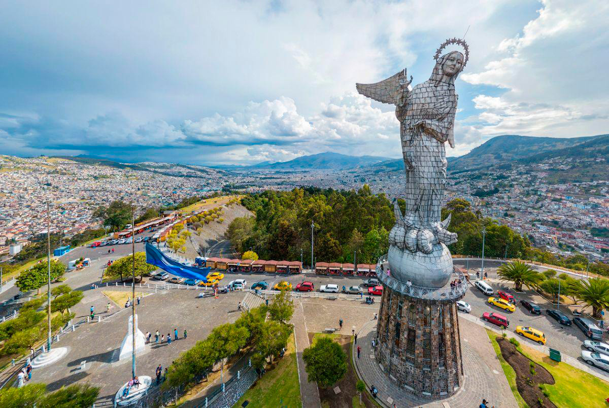 Quito Wonder of the Andes