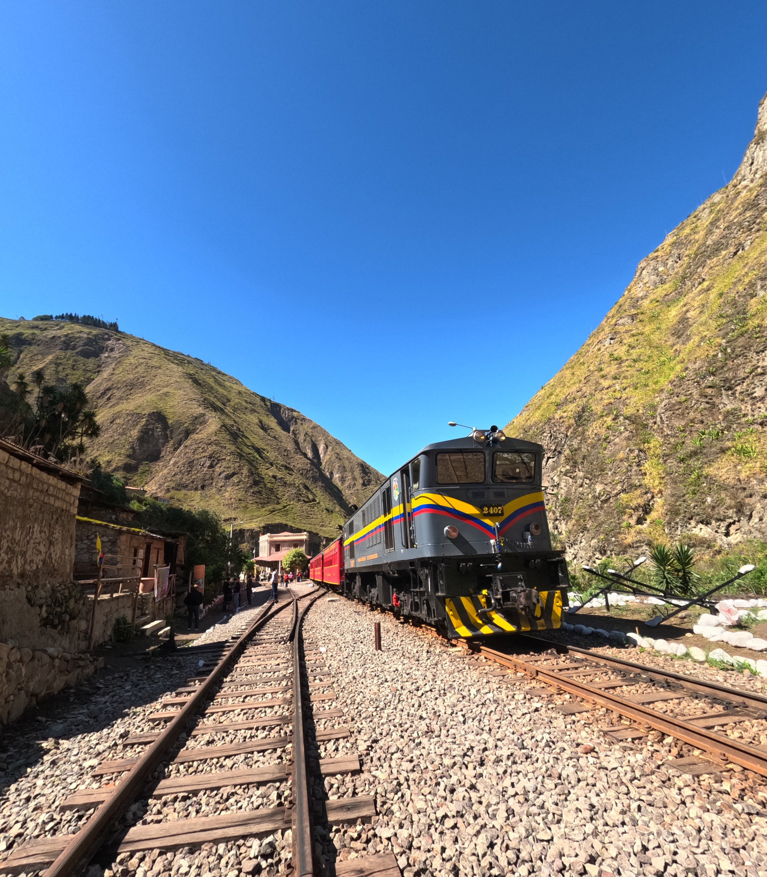 Quito to Cuenca Private 6-Day Journey